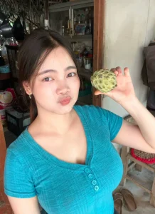 Phonrkamol Peechayan เน็ตไอดอล